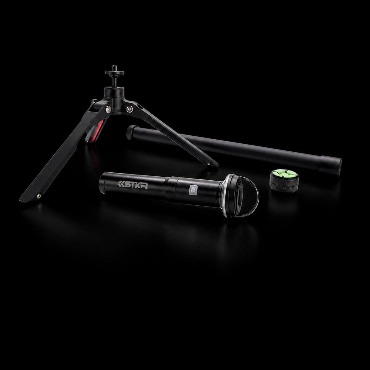 FLi-PRO 8' Telescoping Light with Removeable Flashlight & Wireless Remote